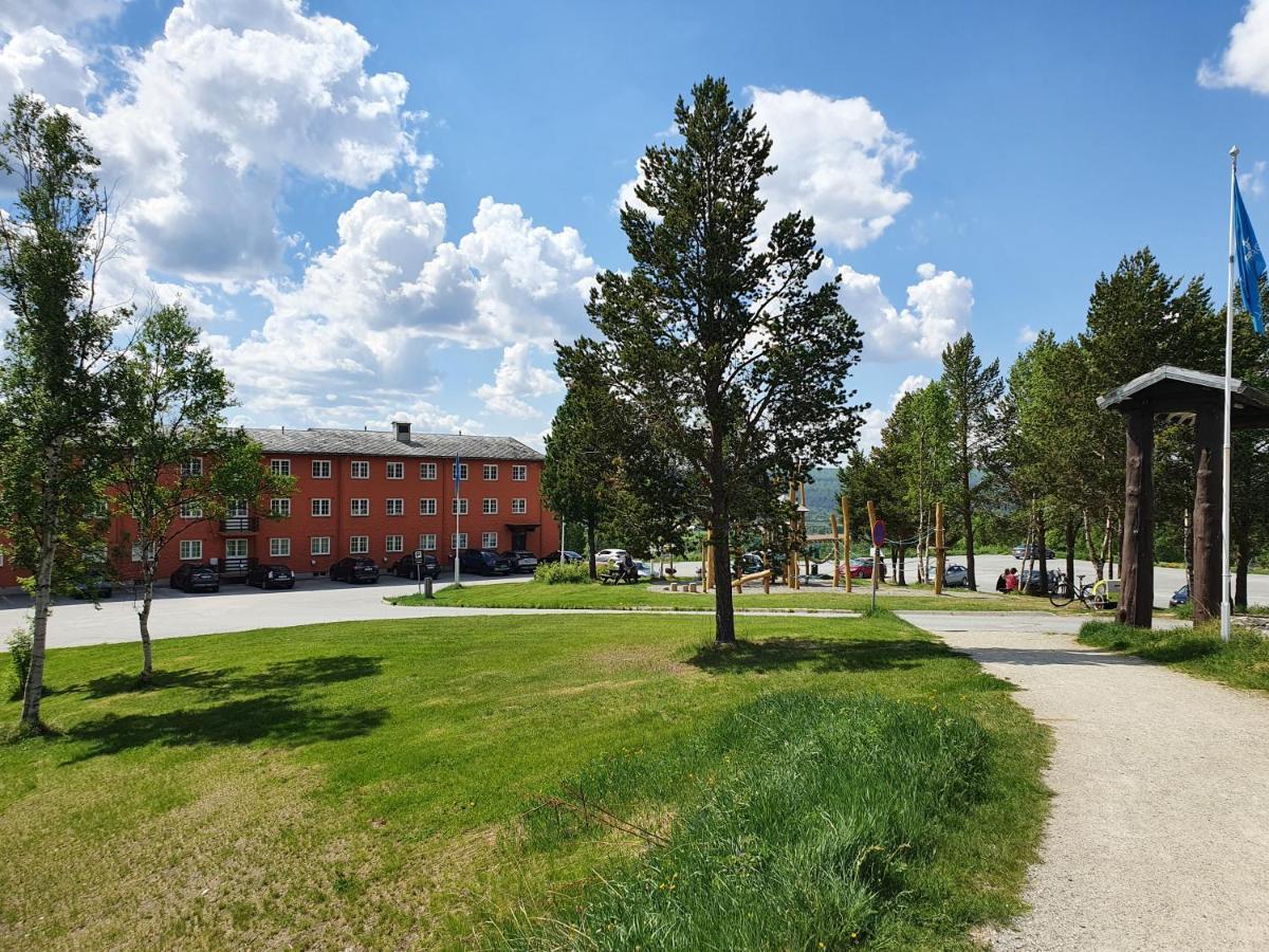 Roros Hotell - Bad & Velvaere Bagian luar foto