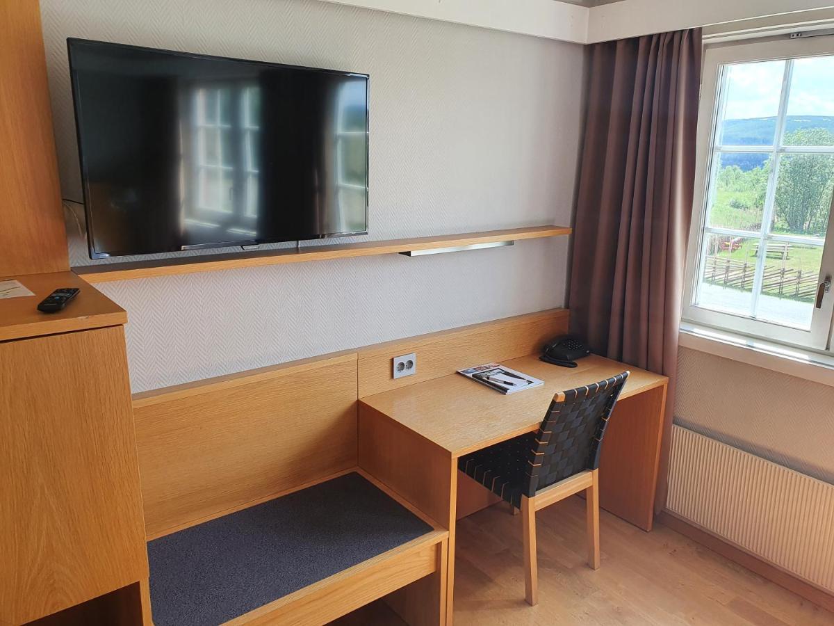 Roros Hotell - Bad & Velvaere Bagian luar foto