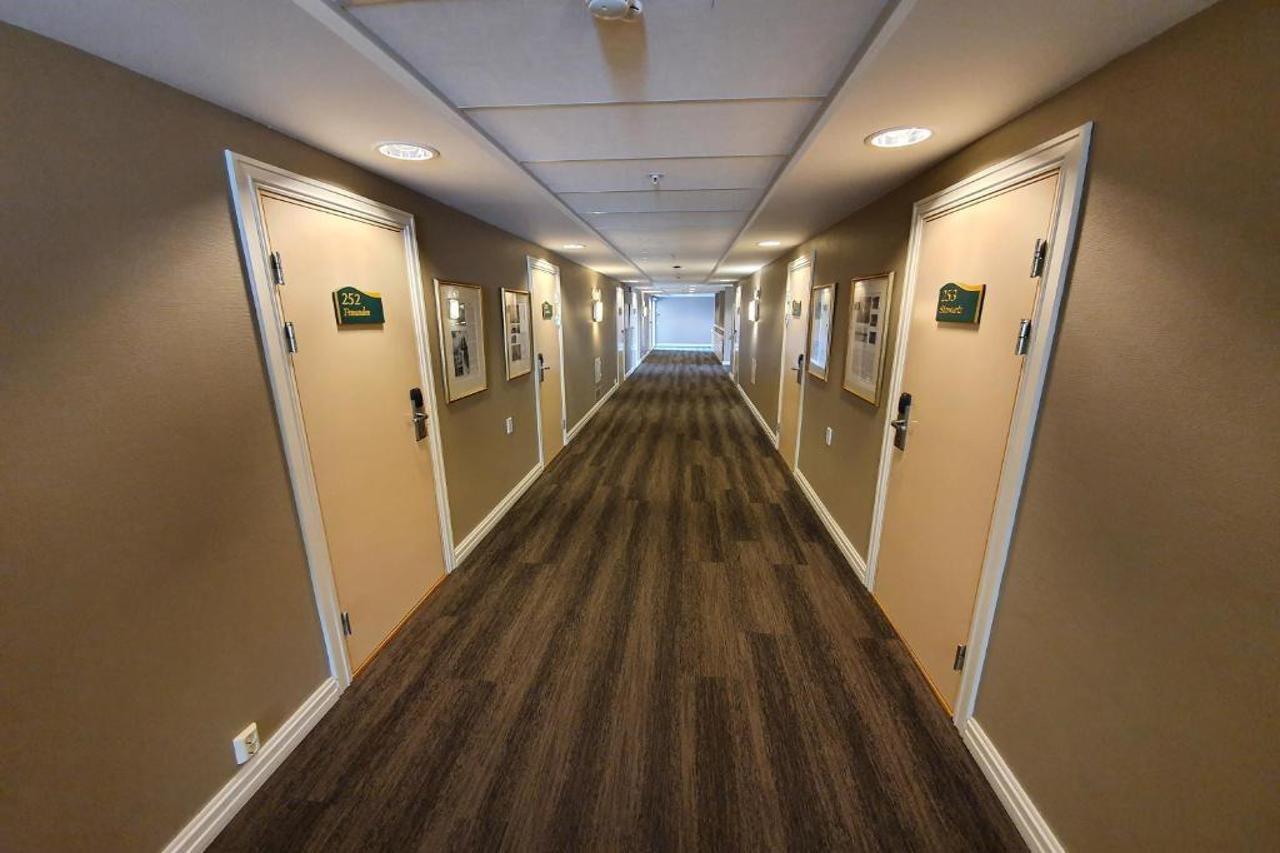 Roros Hotell - Bad & Velvaere Bagian luar foto